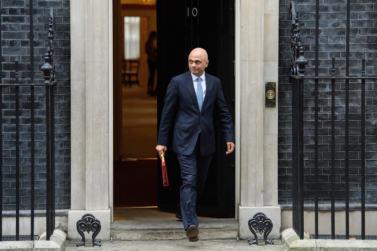 وزير الصحة البريطاني ساجد جاويد يغادر مقر رئاسة الحكومة البريطانية في لندن - Getty Images