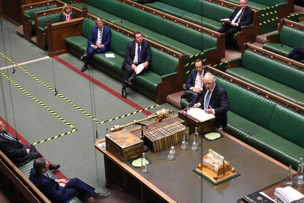 رئيس الوزراء البريطاني بوريس جونسون خلال جلسة للأسئلة الشفهية بمجلس العموم في لندن - via REUTERS