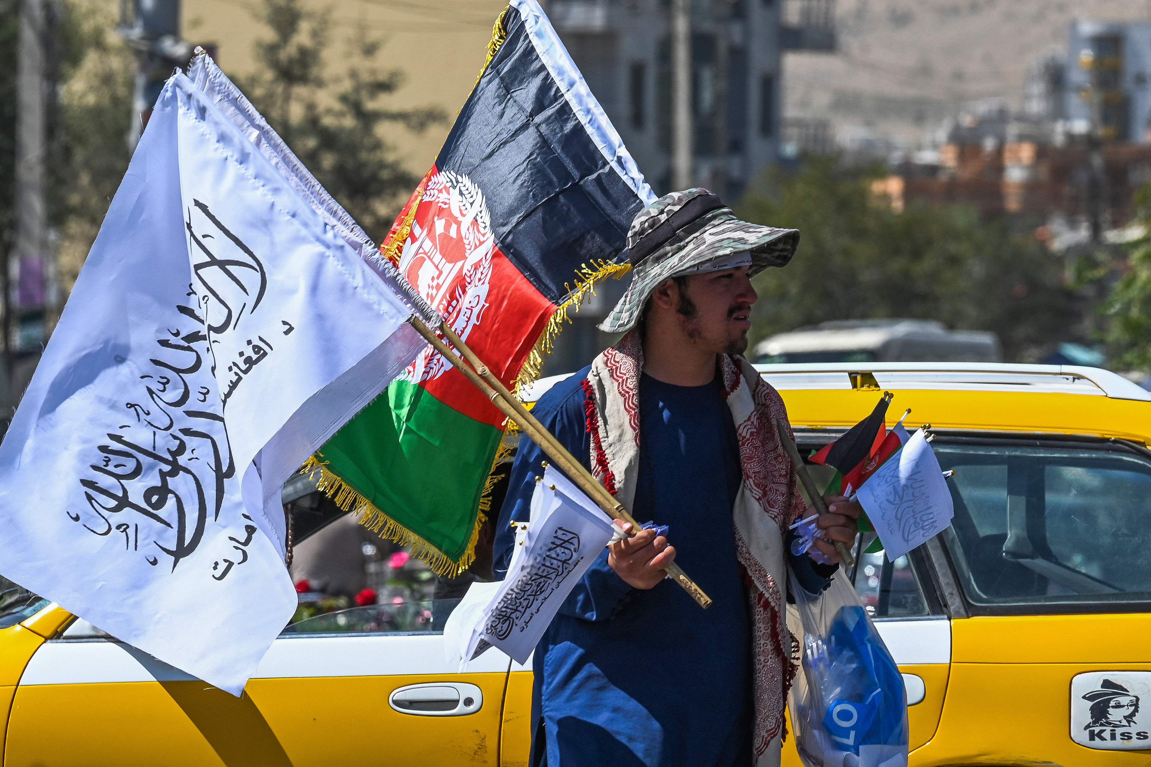 على سوى لأحدٍ الله القدرة وجل. ليس في التصرف الأرواح عز التعرف على